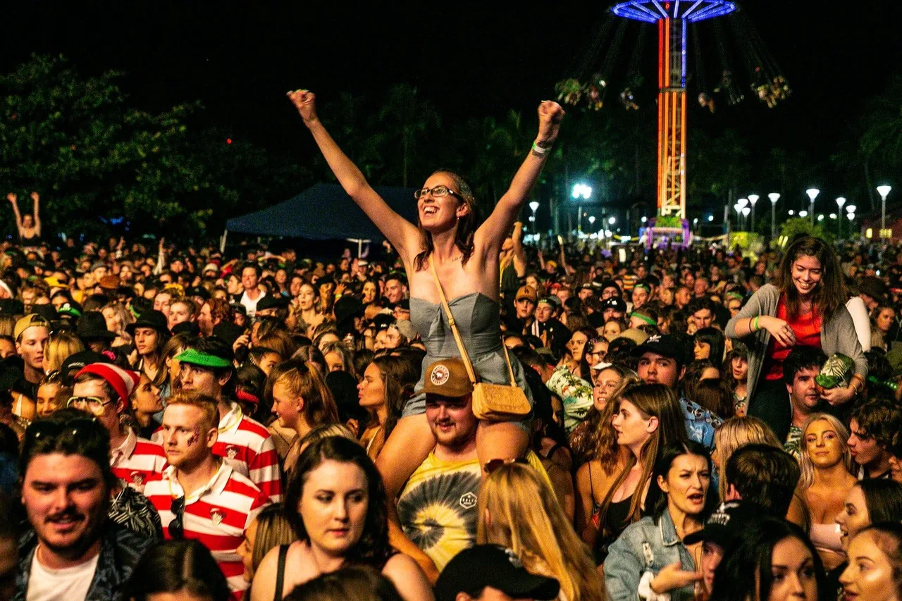 Going to a Festival Alone: The Complete Solo Guide