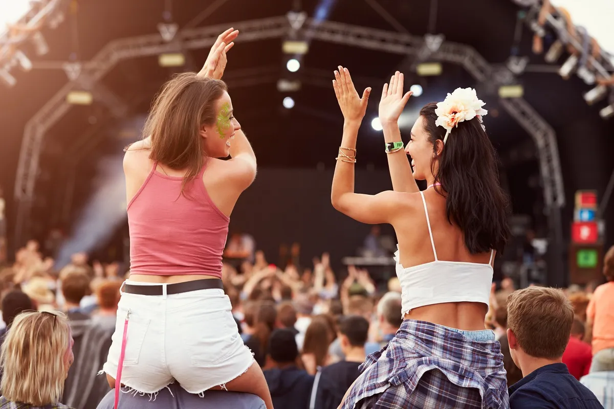 How to Find People to Go to Concerts With: 7 Real Ways